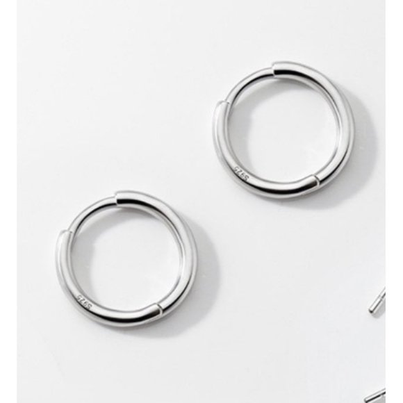 Plain silver small hoop earrings-Silver 13mm- SH001 - Picture 3 of 8